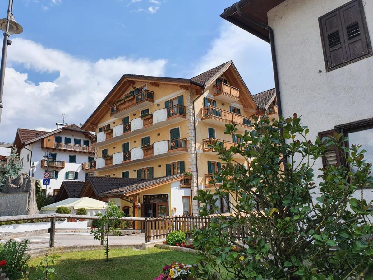 פיירה די פרימיירו Hotel Sass Maor מראה חיצוני תמונה