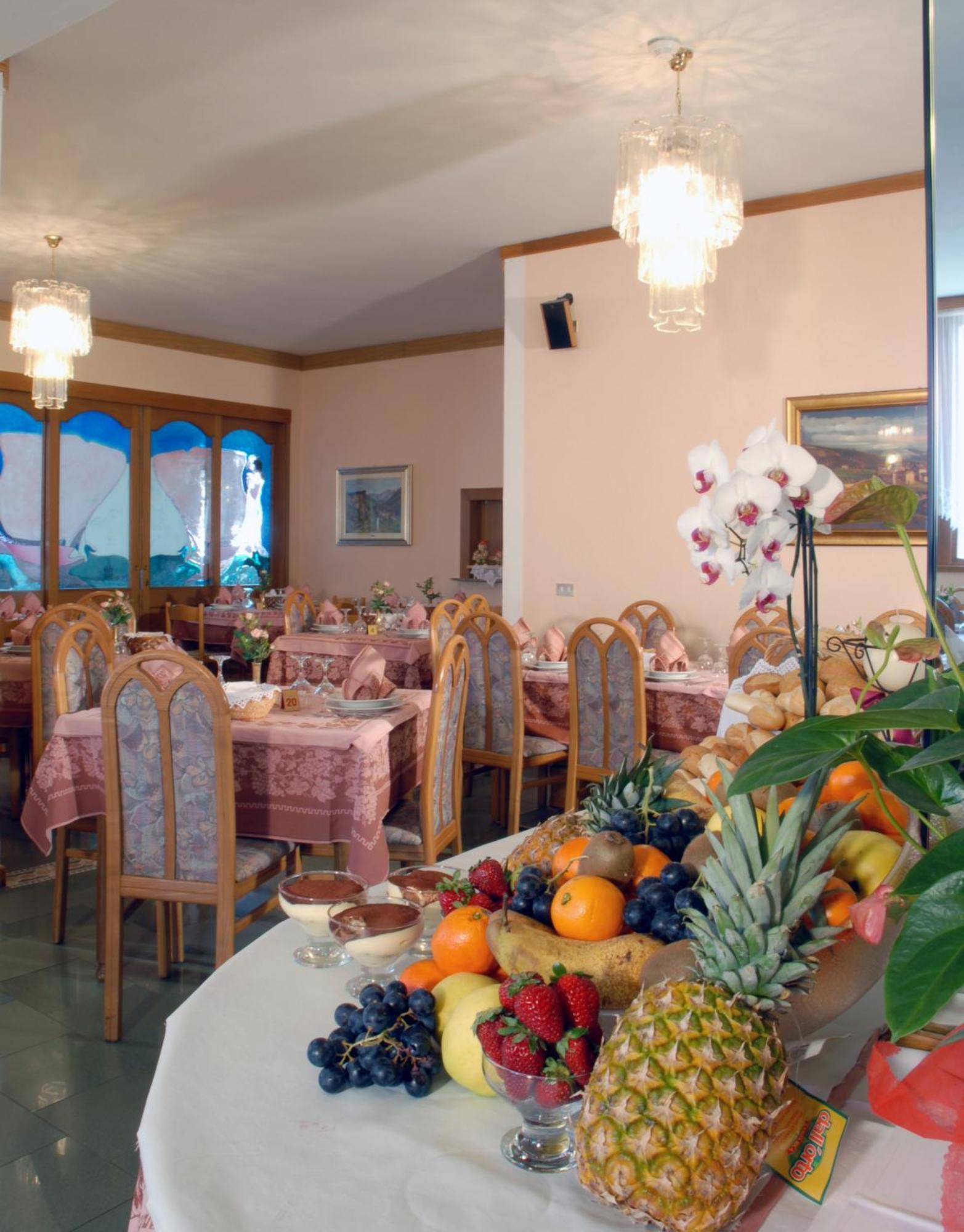 פיירה די פרימיירו Hotel Sass Maor מראה חיצוני תמונה